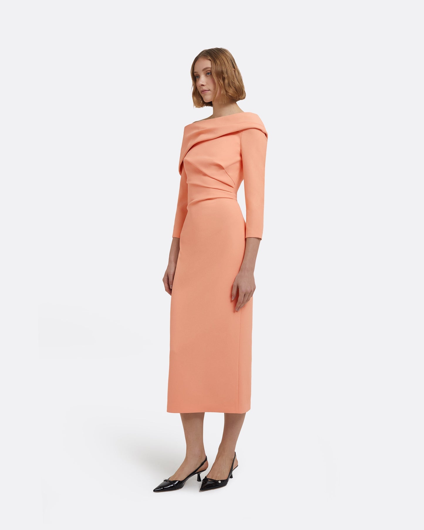 Vera Midi Dress in Apricot